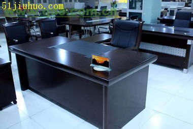 龍華觀瀾二手辦公用品回收指南 屏風、辦公沙發、空調、電腦等一站式服務